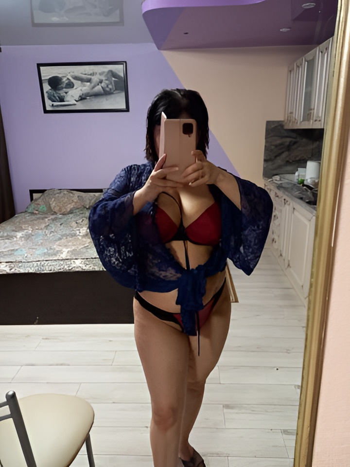 Индивидуалка Карина, доступна для личного знакомства от 3000 руб