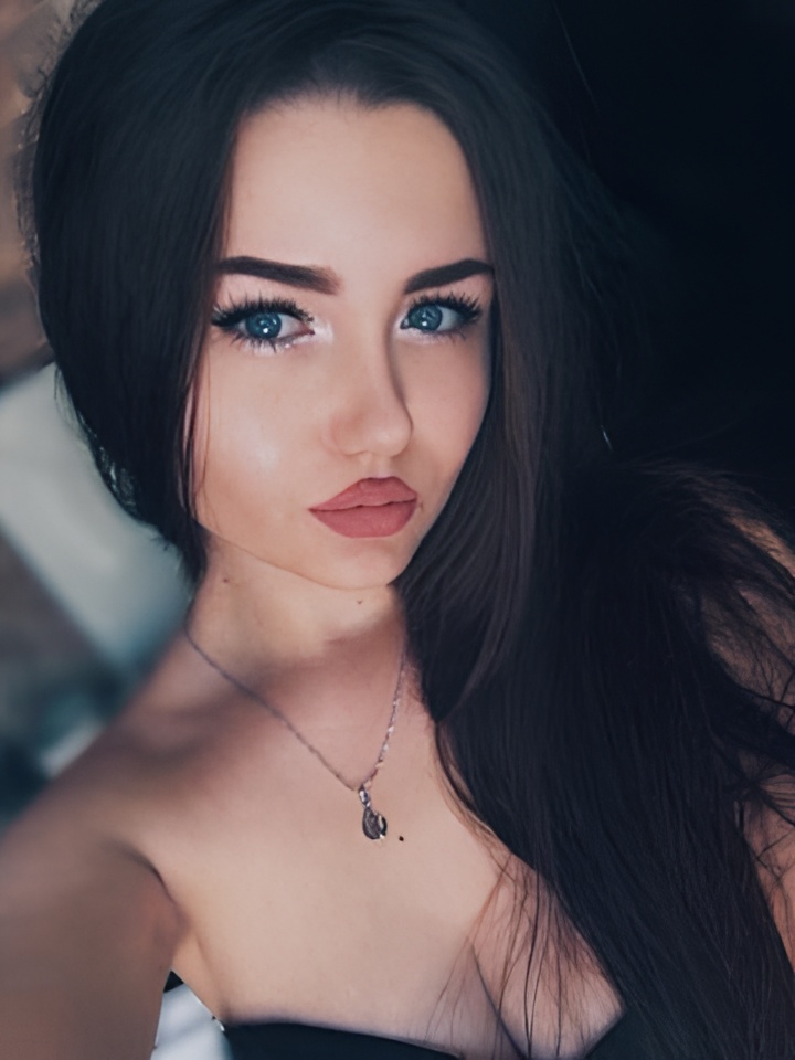 Индивидуалка Мелисса, доступна для личного знакомства от 10000 руб