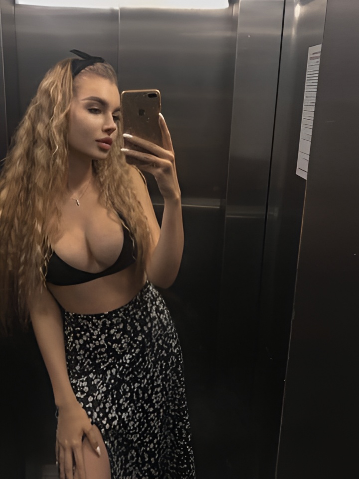 Неонила привлекальеная девушка из Ликино-дулево цена от 3000 руб