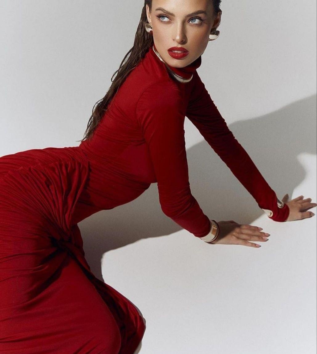 Мэри привлекальеная девушка из Ликино-дулево цена от 4000 руб