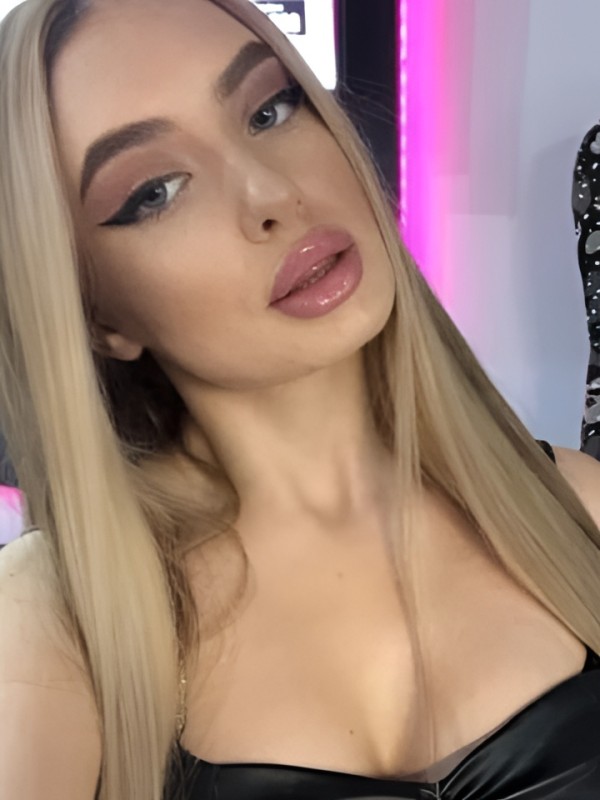 Рената привлекательная девушка из Ликино-дулево цена от 5000 руб